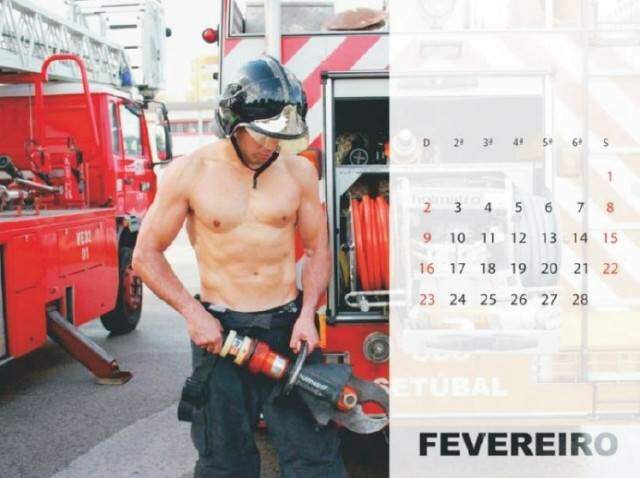 O calendário nudist@ da força especial de bombeiros 🇧🇷😂😂 [Fire