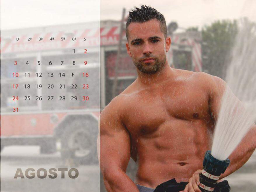 O calendário nudist@ da força especial de bombeiros 🇧🇷😂😂 [Fire